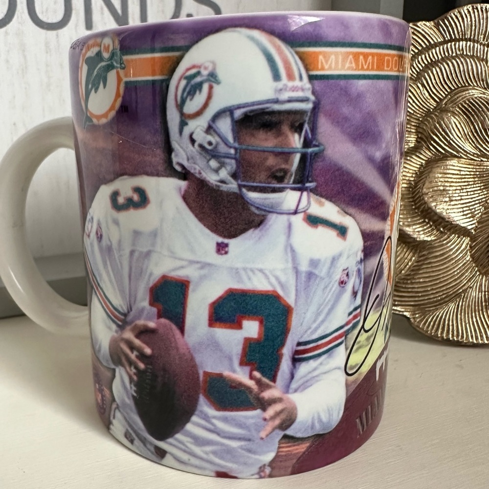 Vintage Dan Marino Miami Dolphins 1996 Coffee Ceramic Mug Fun Retro Vibes